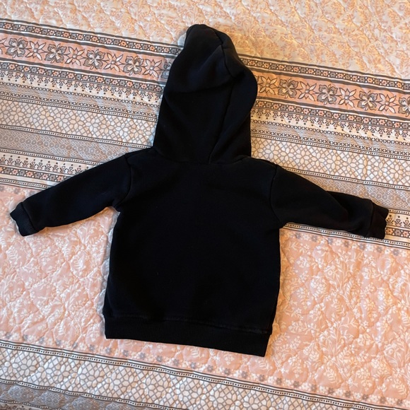 Guns-n-Roses infant hoodie sweatshirt-Excellent used condition-Size 3 to 6 month - Picture 5 of 5